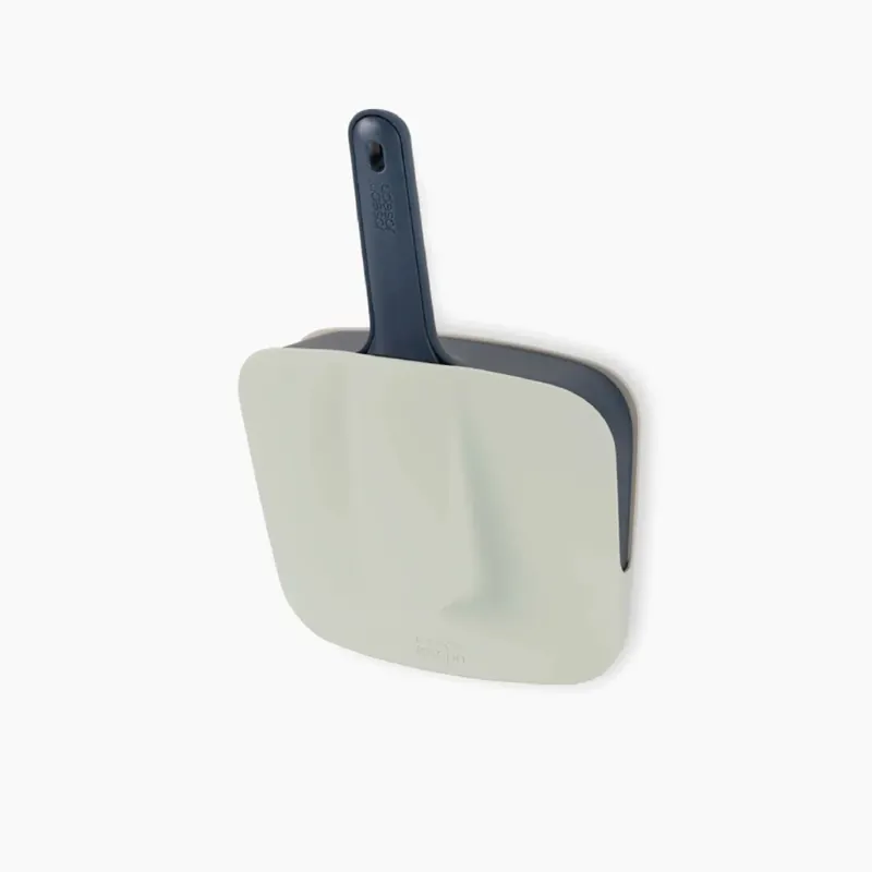 Joseph Joseph Paletta e Spazzola a Muro CleanStore Blue Ultima Occasione