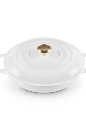 Acquista Ora Le Creuset Tegame 2 Manici con Coperchio D30 cm in Ghisa Vetrificata Bianco