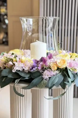 Fiori Di Lena Centrotavola Pasquale con Peonie, Ortensie e Candela Subito Disponibile