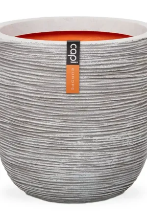 Capi Europe Vaso Planter Ball Groove NL Avorio 43x41 cm in PE Riciclato Must-Have