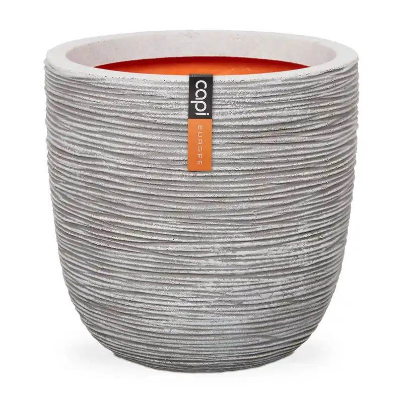Capi Europe Vaso Planter Ball Groove NL Avorio 43x41 cm in PE Riciclato Must-Have