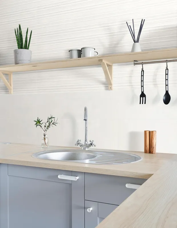 Ultimissimo Modello Rivestimento 25x76 Effetto Resina spessore 9 mm in pasta bianca bianco Ceramiche Ragno Now 00R9MR06