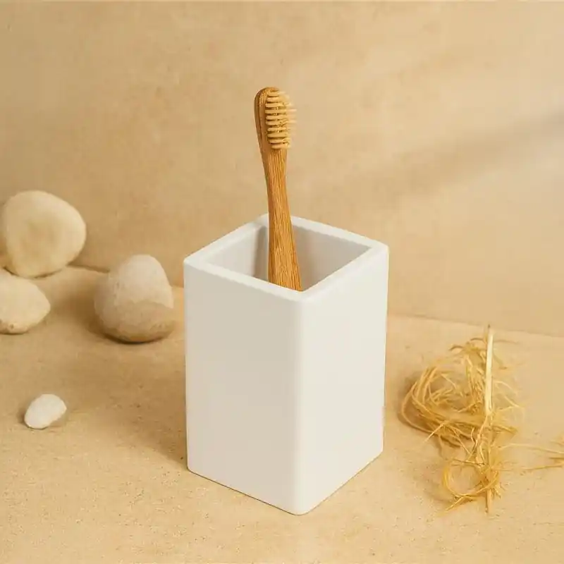 Vendita Finale Bertocci Fly Bicchiere Portaspazzolini Da Appoggio In Solid Surface Bianco