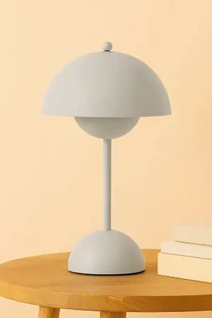 &Tradition Flowerpot VP9 Lampada ricaricabile grigio chiaro opaco Soddisfatti O Rimborsati